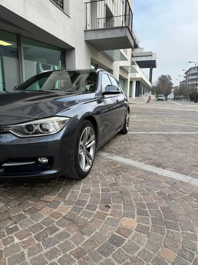 BMW 320 320d Touring Sport Grigio - 1