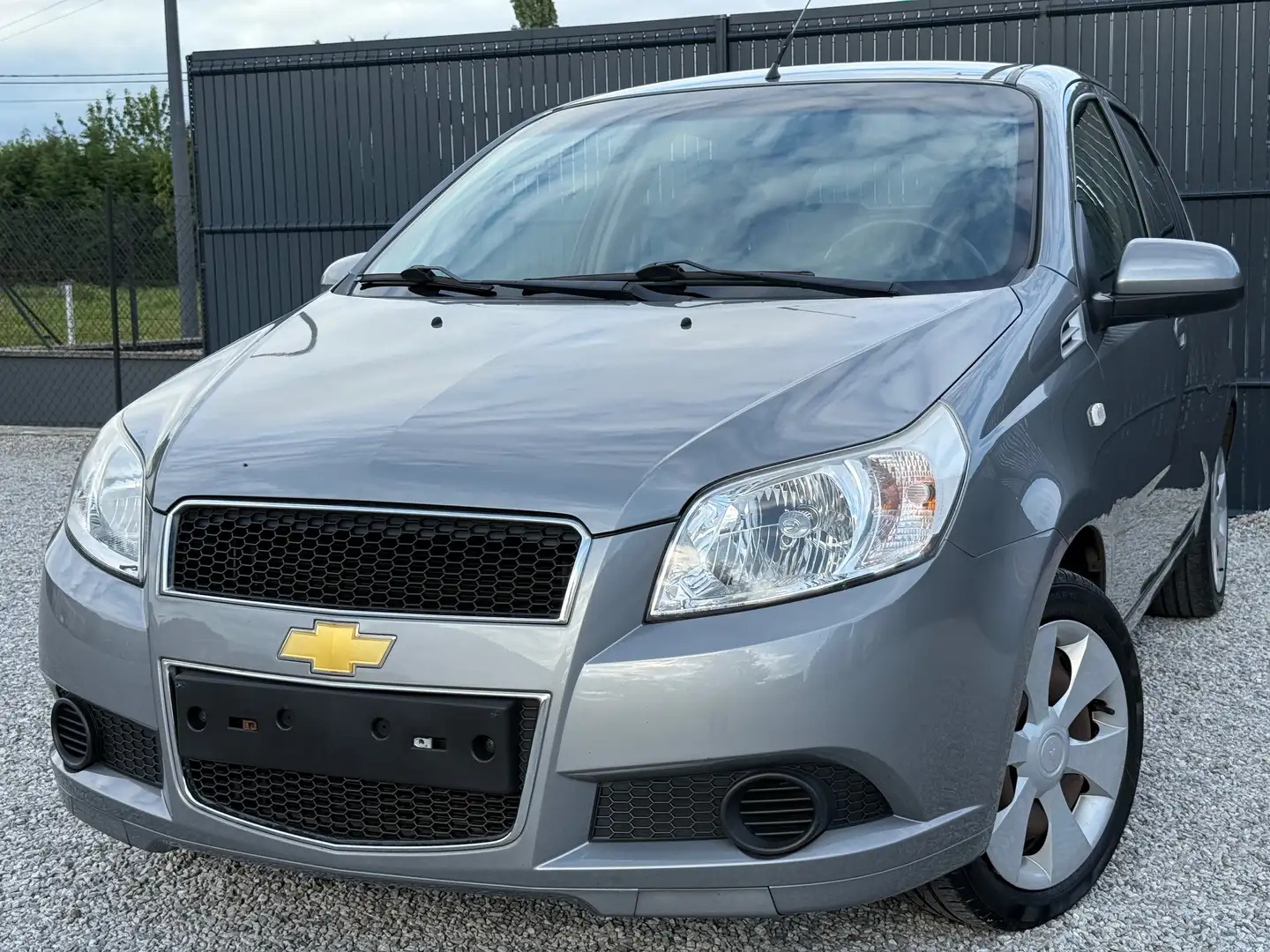 Chevrolet Aveo 1.2i / Air Conditionné / Full Carnet Entretien Grijs - 1