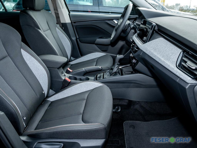 Skoda Kamiq Balance 1.0 TSI DSG PDC/RFK/SHZ/SMART LINK — photo 9