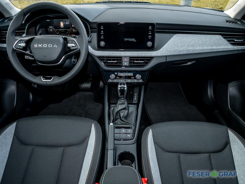 Skoda Kamiq Balance 1.0 TSI DSG PDC/RFK/SHZ/SMART LINK — photo 11