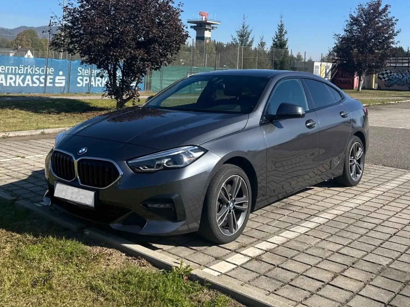 BMW 216 216d Gran Coupe Sport Aut LED NAVI LEDER SITZHZG Grau - 1