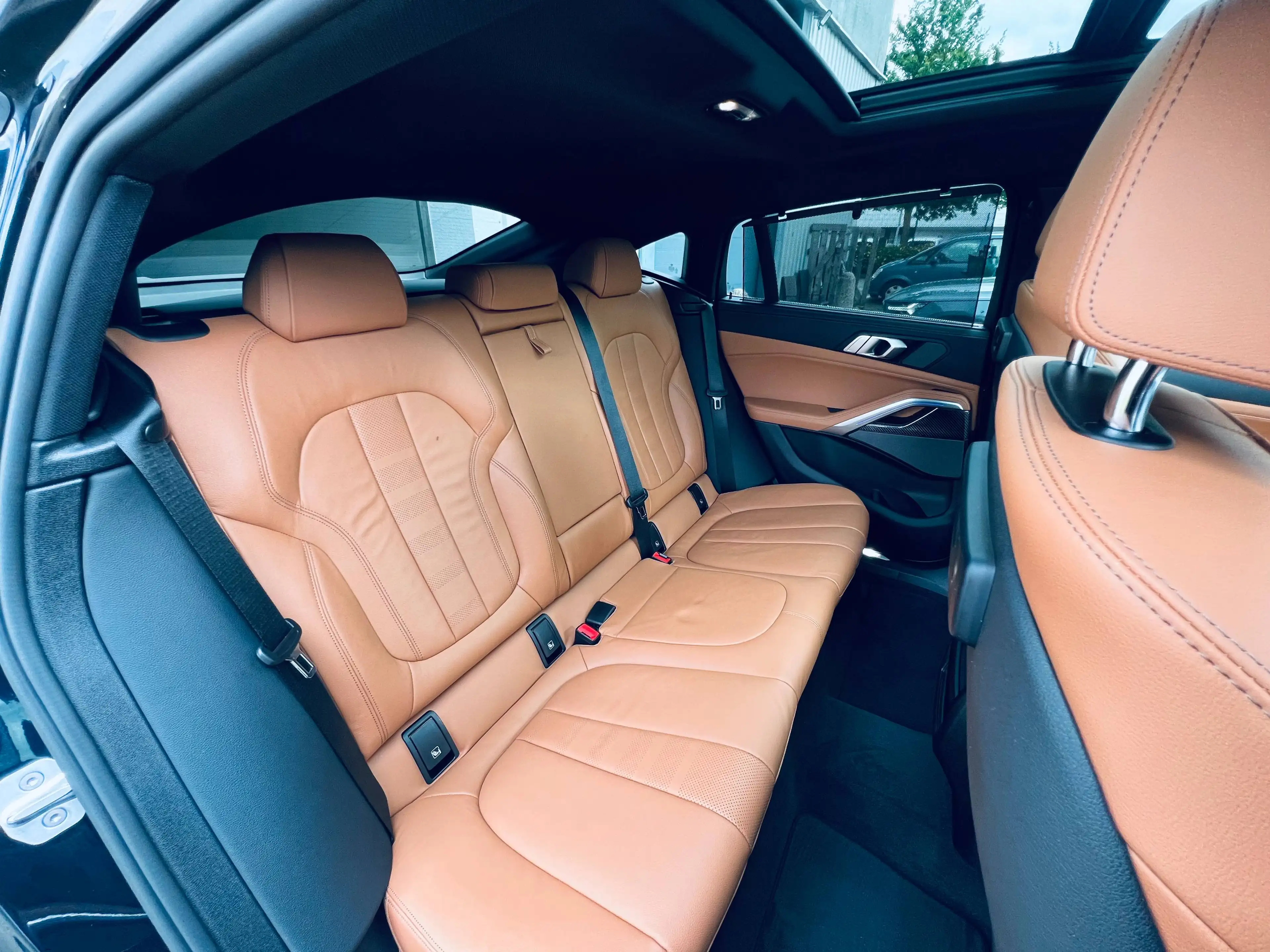 BMW X6 3.0AS xDrive40i+M PACK+TVA+PANO+TOE+CAMERA+KEYLESS+CARNET+GARANTIE — photo 15