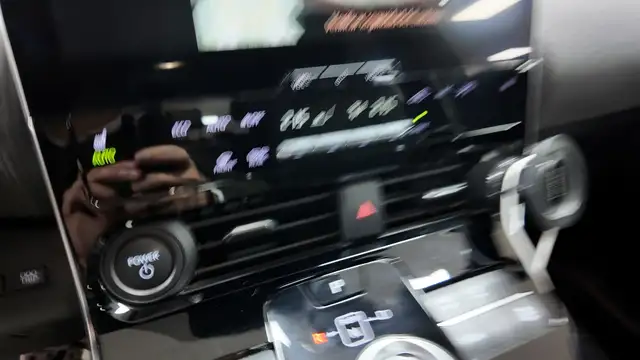 Toyota BZ4X view 28