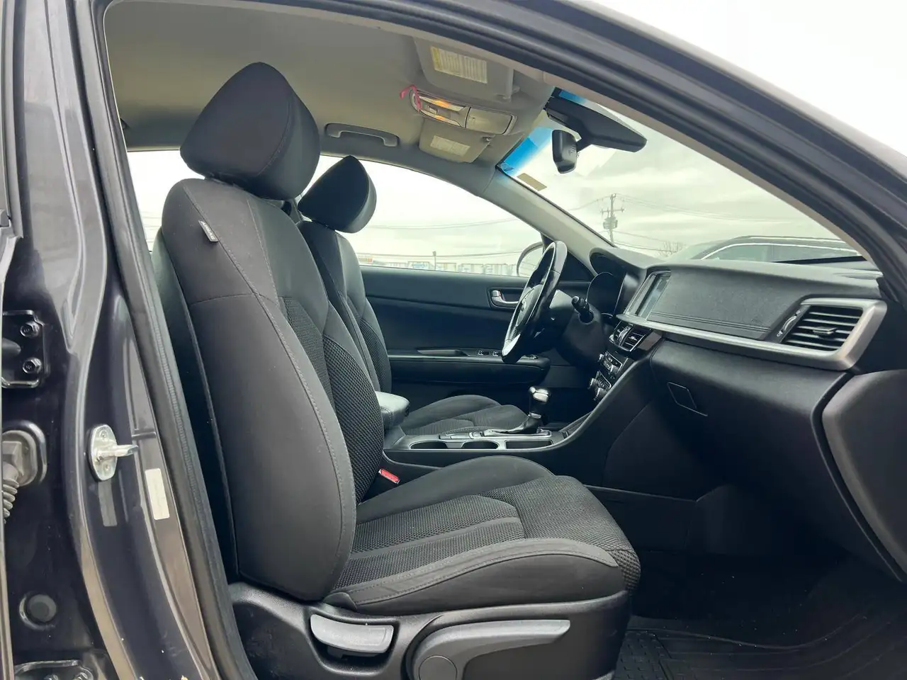 Kia Optima снимка Kia Optima