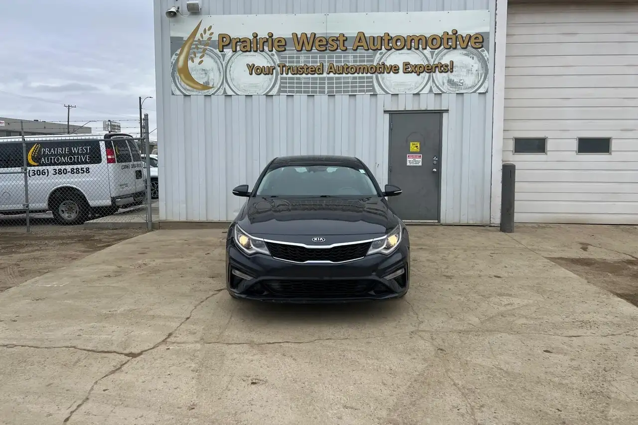Kia Optima снимка Kia Optima