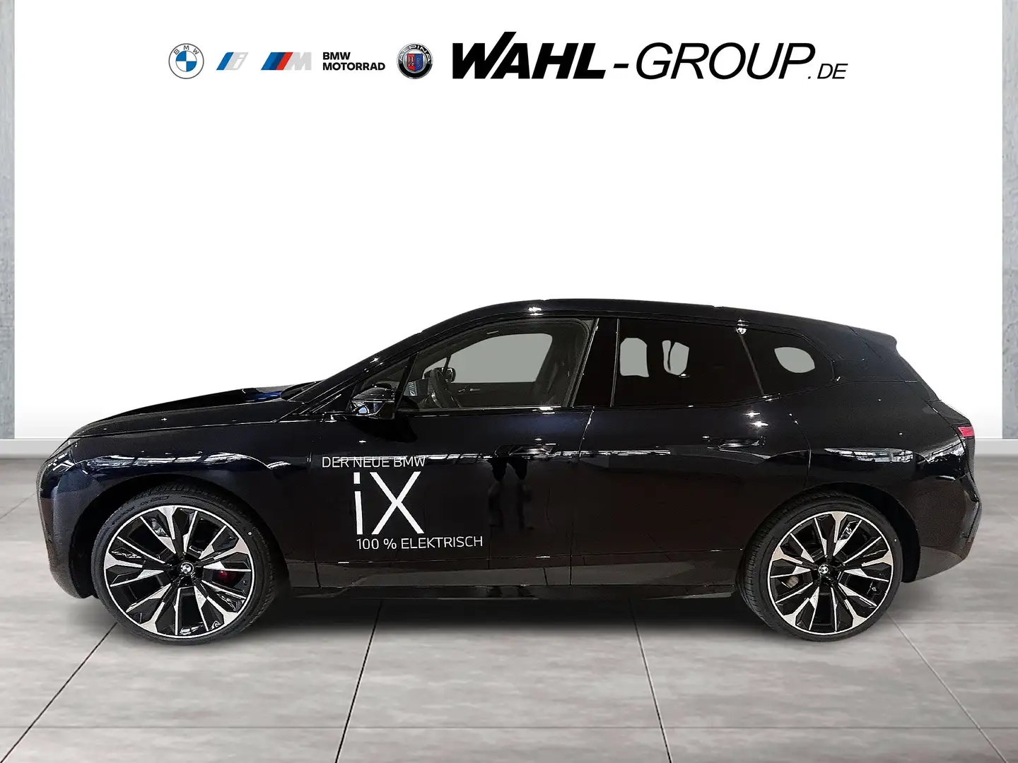 BMW iX xDrive45 M Sport Pro AHK Panorama HeadUp IconicGlo Schwarz - 2