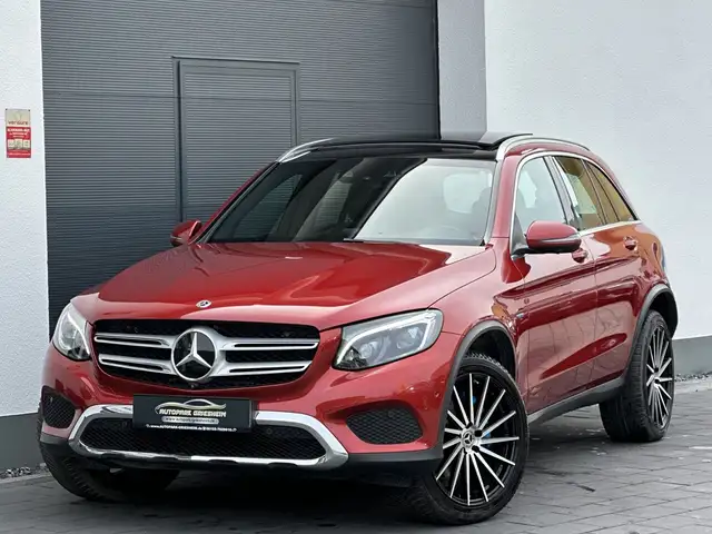Mercedes-Benz GLC 350 e 4-M*EXCLUSIVE*DESIGNO*PANO*ACC+*360°