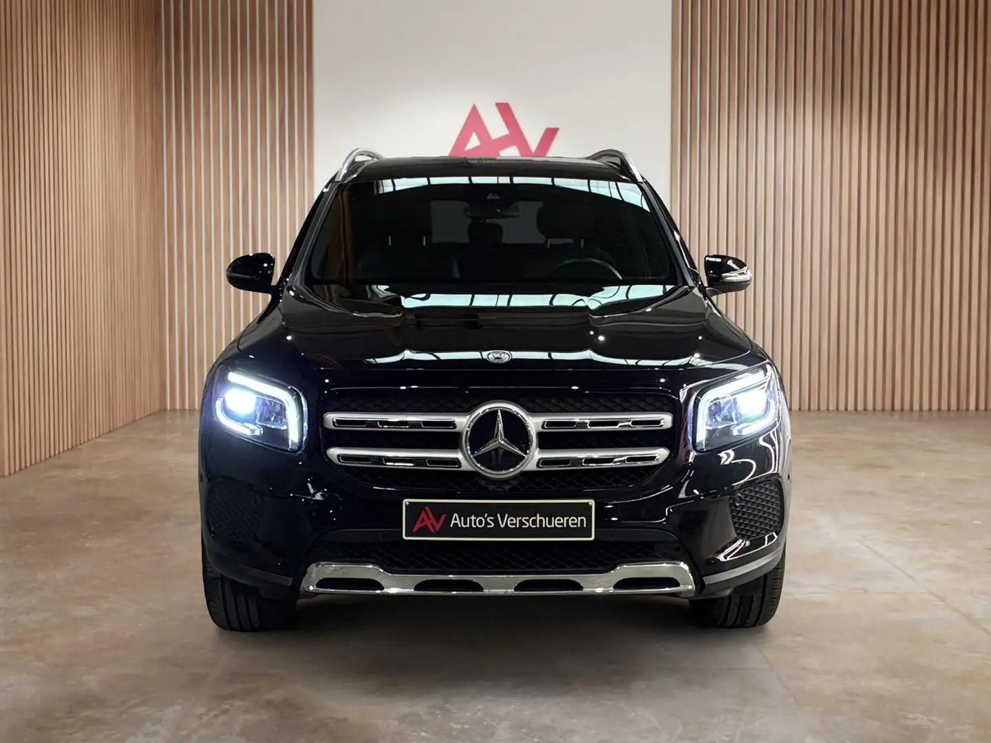 Mercedes-Benz GLB 200 Progressive 7pl. ** Camera | Zetelverwarm | LED Schwarz - 2