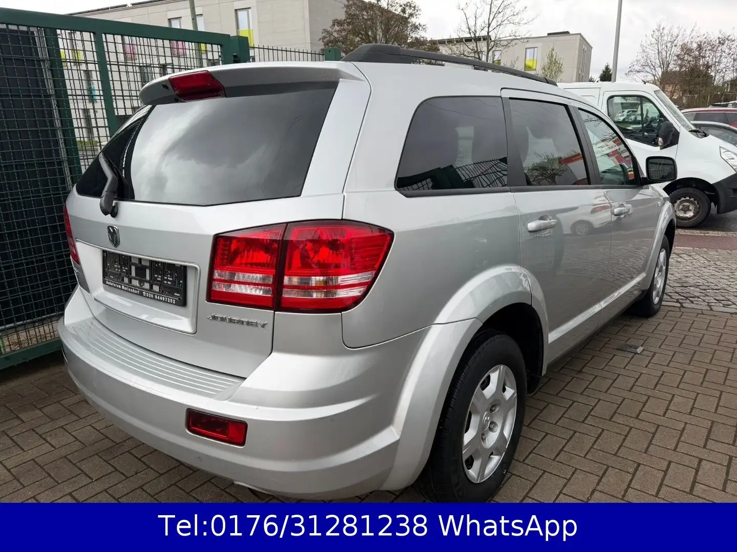 Dodge Journey 2.4 SE !! Tüv-Neu !! Klima !! Silber - 2