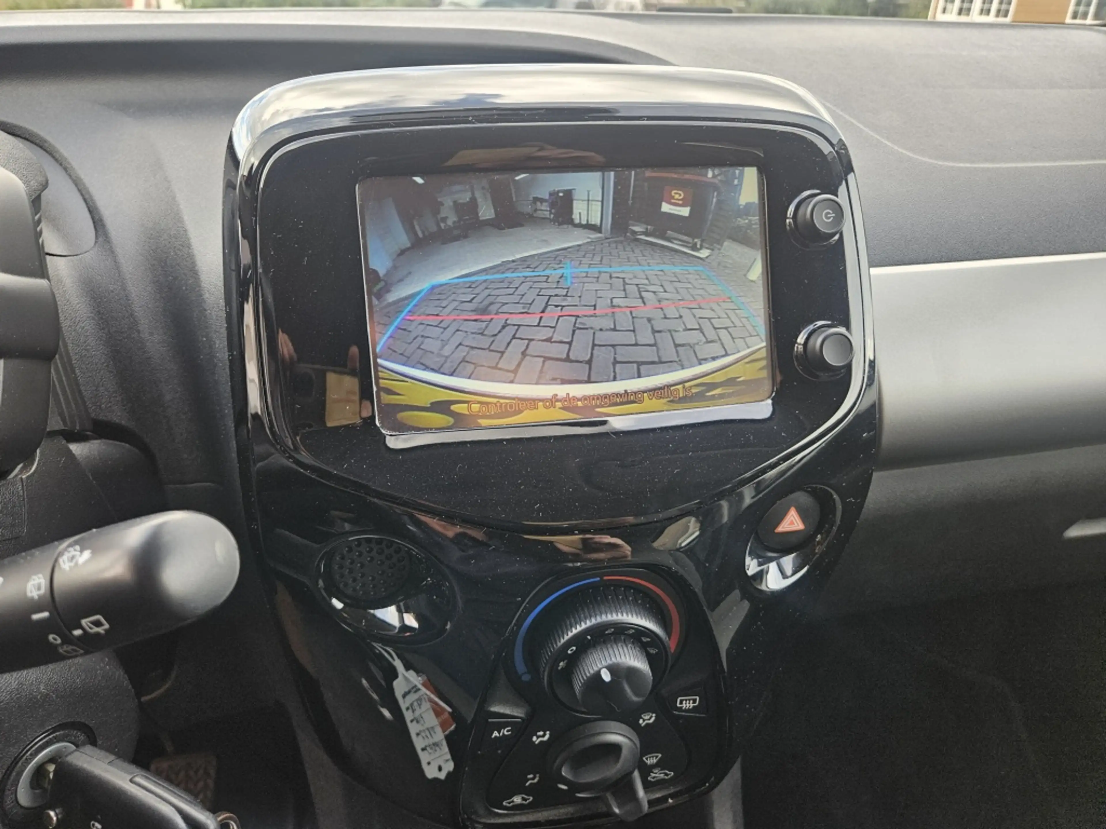 Citroen C1 1.0 e-VTi AirS Shine — photo 15