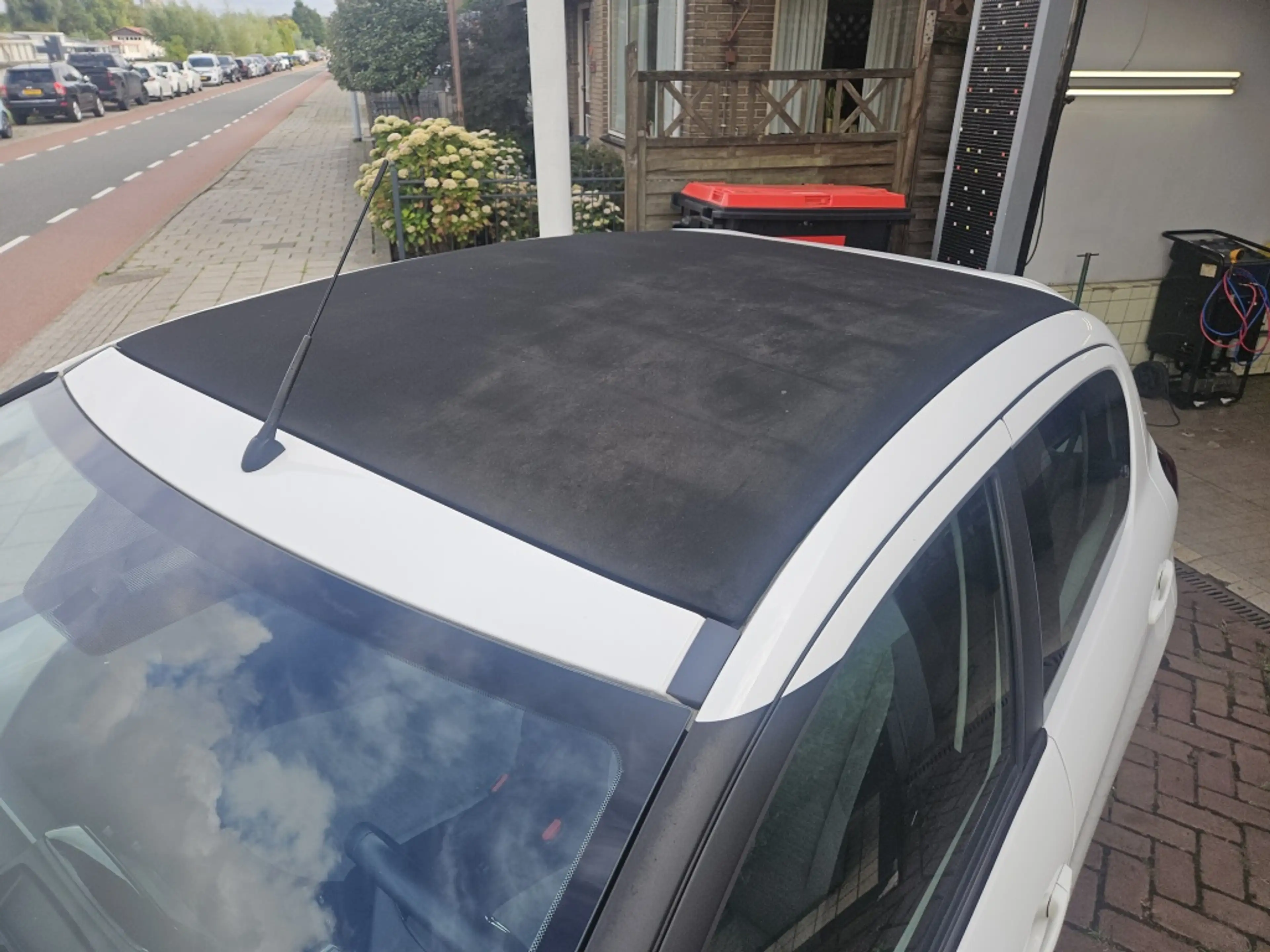 Citroen C1 1.0 e-VTi AirS Shine — photo 9