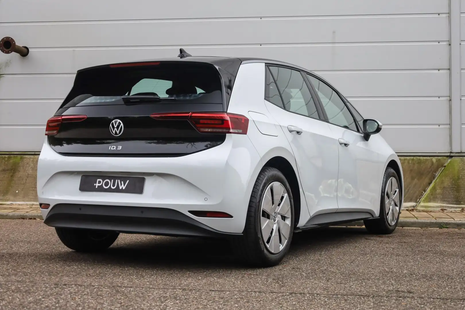 Volkswagen ID.3 170pk Pure Oranje Edition 52 kWh | Stoel-/Stuurver Alb - 2