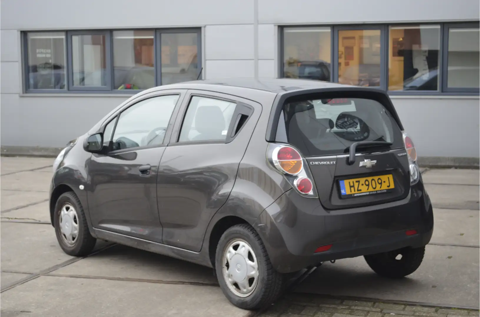 Chevrolet Spark 1.0 16V LE Marrón - 2