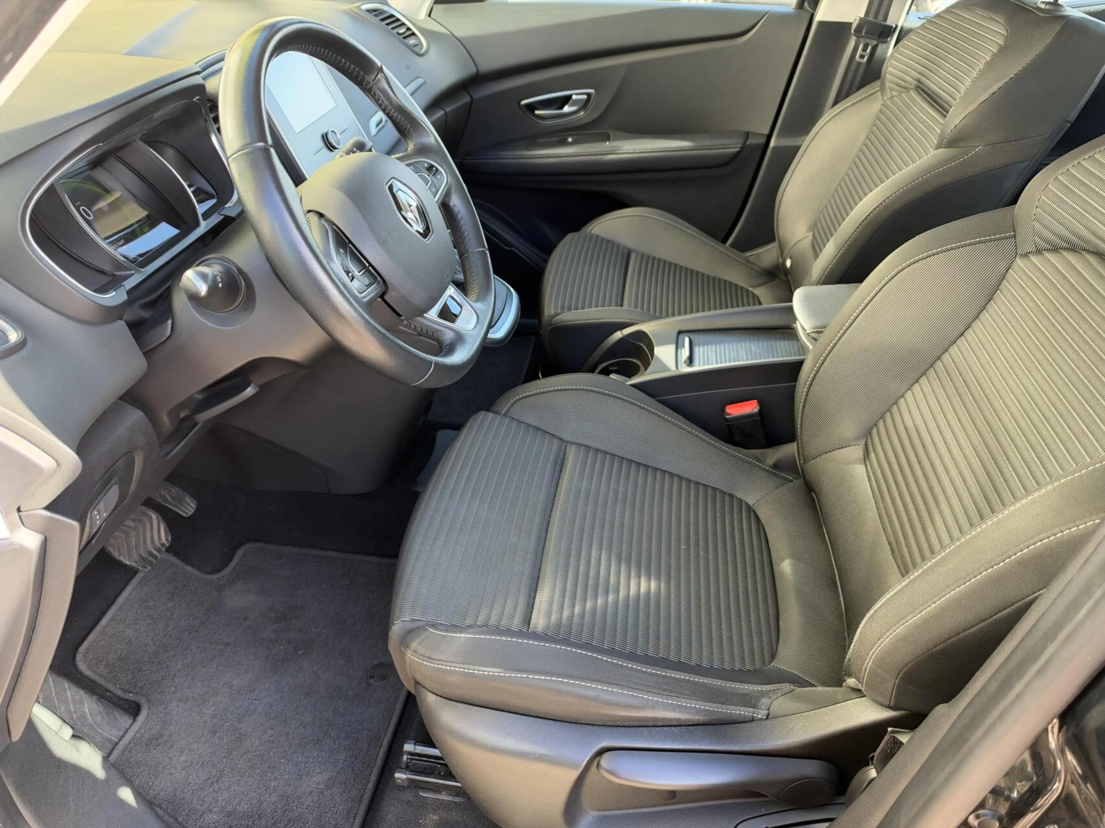 Renault Scenic 1.3 TCeIntens/AUT/AIRCO/NAVI/CRUISE/PARKS/APK — photo 11