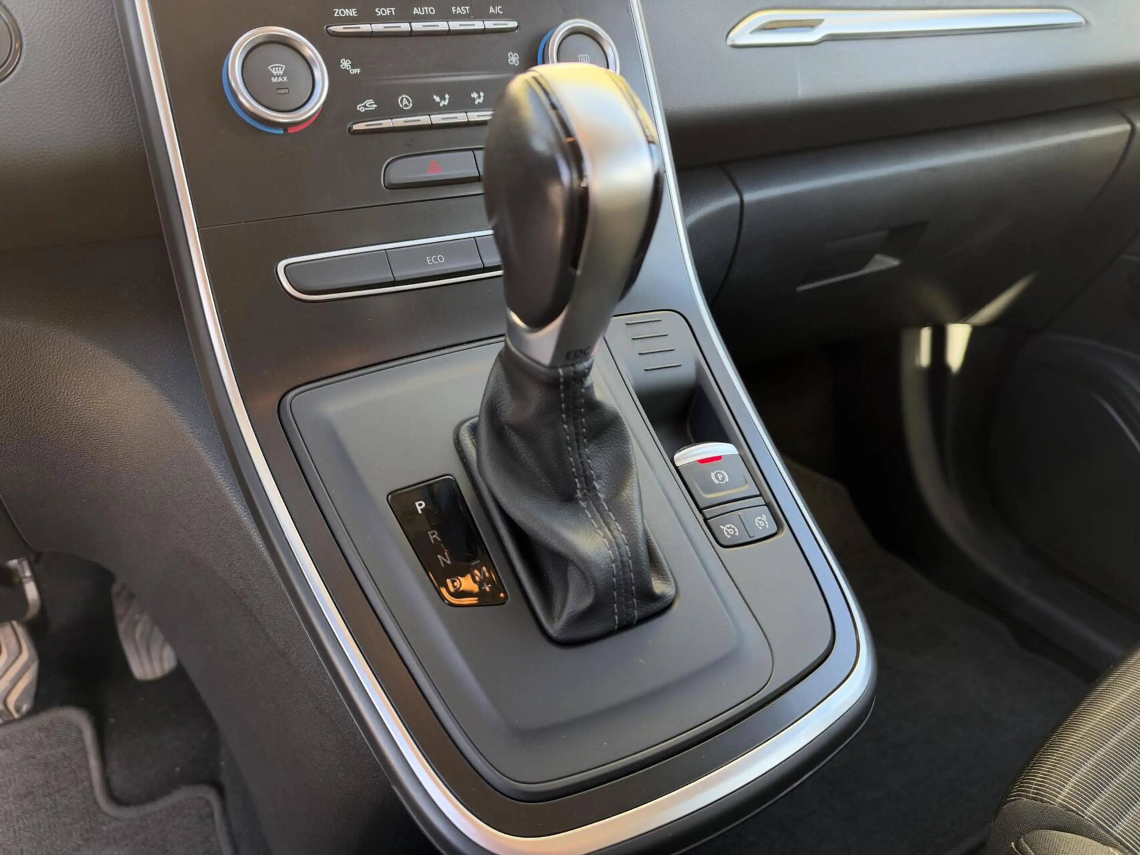 Renault Scenic 1.3 TCeIntens/AUT/AIRCO/NAVI/CRUISE/PARKS/APK — photo 19