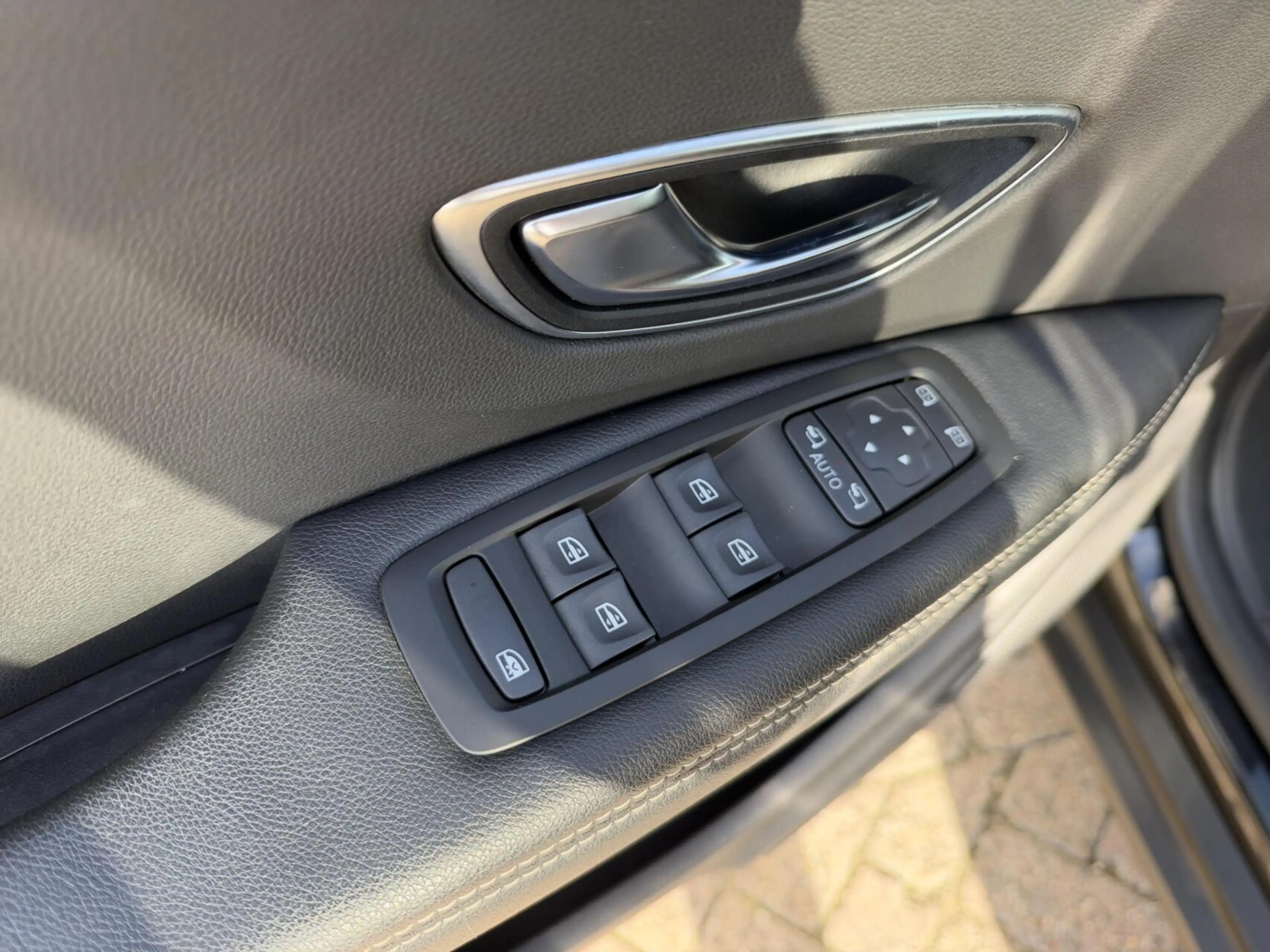 Renault Scenic 1.3 TCeIntens/AUT/AIRCO/NAVI/CRUISE/PARKS/APK — photo 12