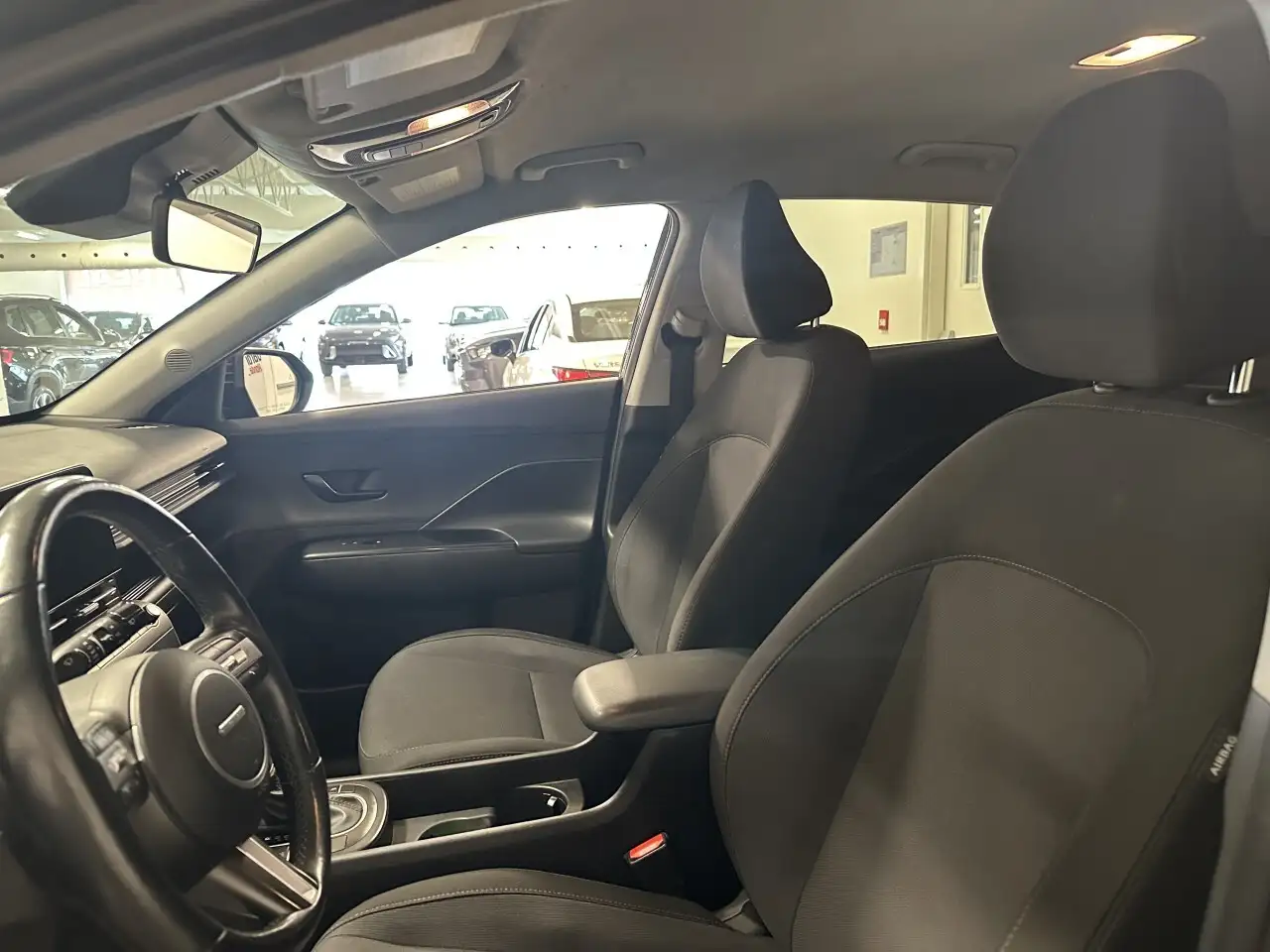 Hyundai KONA снимка Hyundai KONA