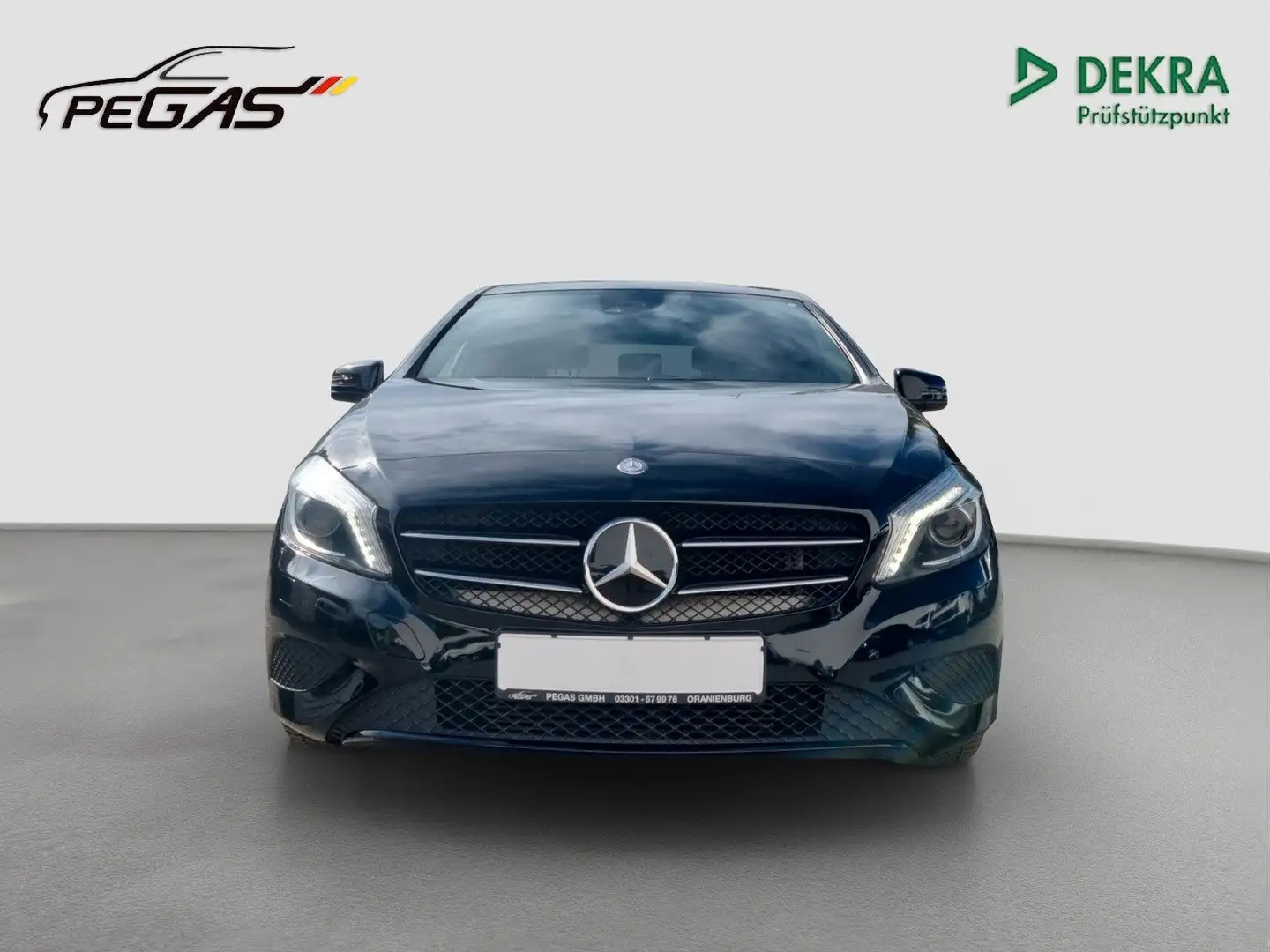 Mercedes-Benz A 180 A BlueEfficiency AUT. 1-Hand/TÜV/GARANTIE/ Schwarz - 2