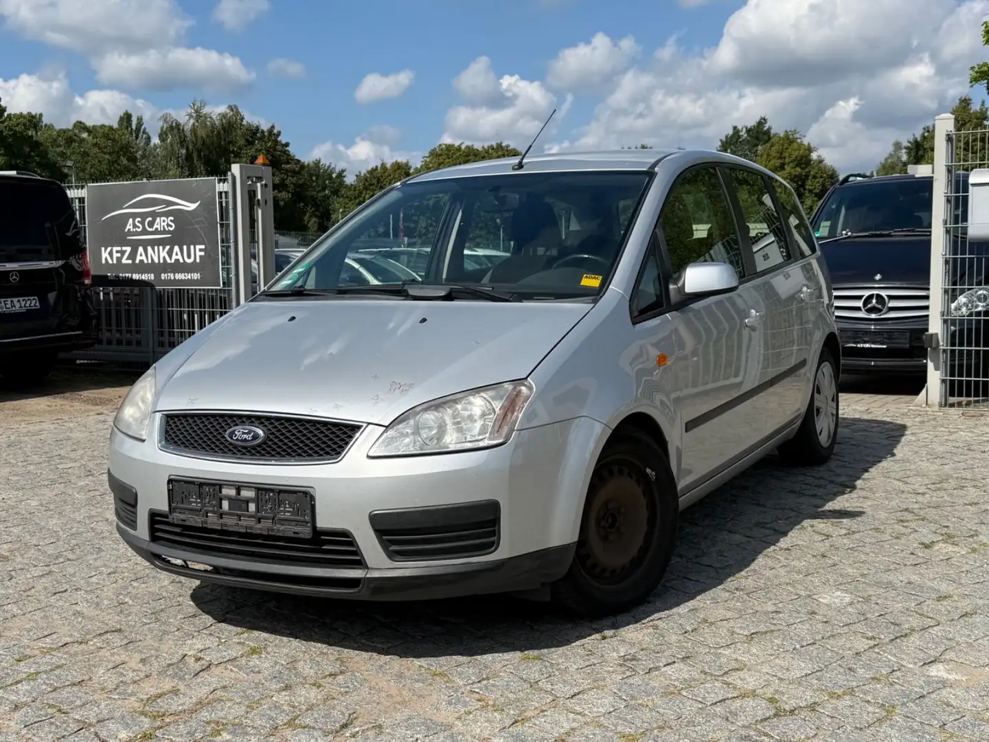 Ford Focus C-Max 1.6 TDCI Trend*Klima*HU/AU 12.2025 Grau - 1