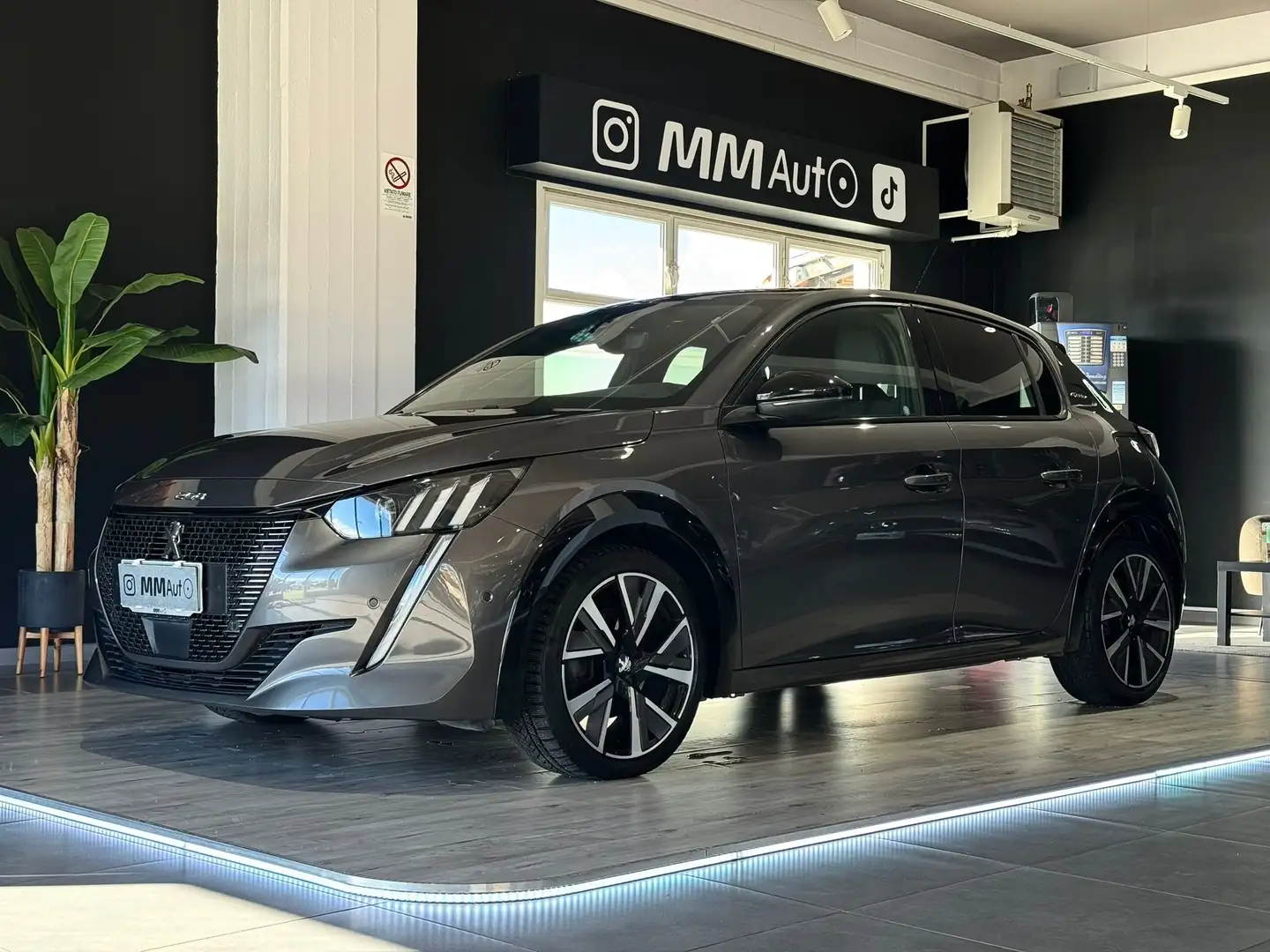 Peugeot 208 208 5p 1.5 bluehdi GT Line s Grigio - 1