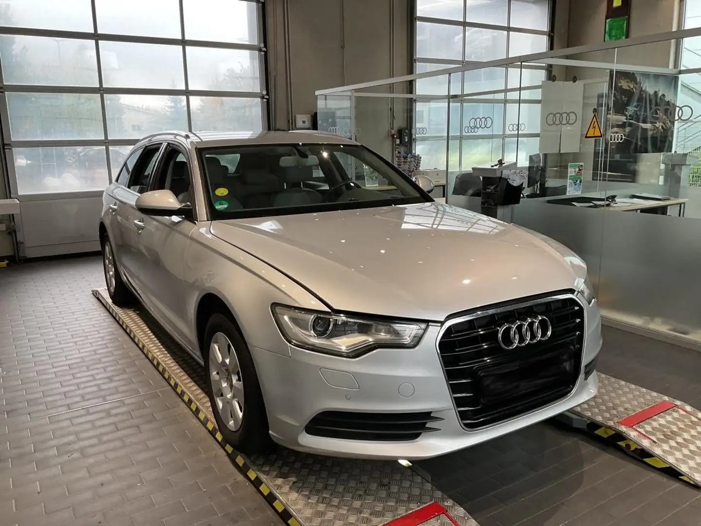 Audi A6 2.8 FSI/Scheckheft vollständig/Leder/Spur Assis Silber - 2