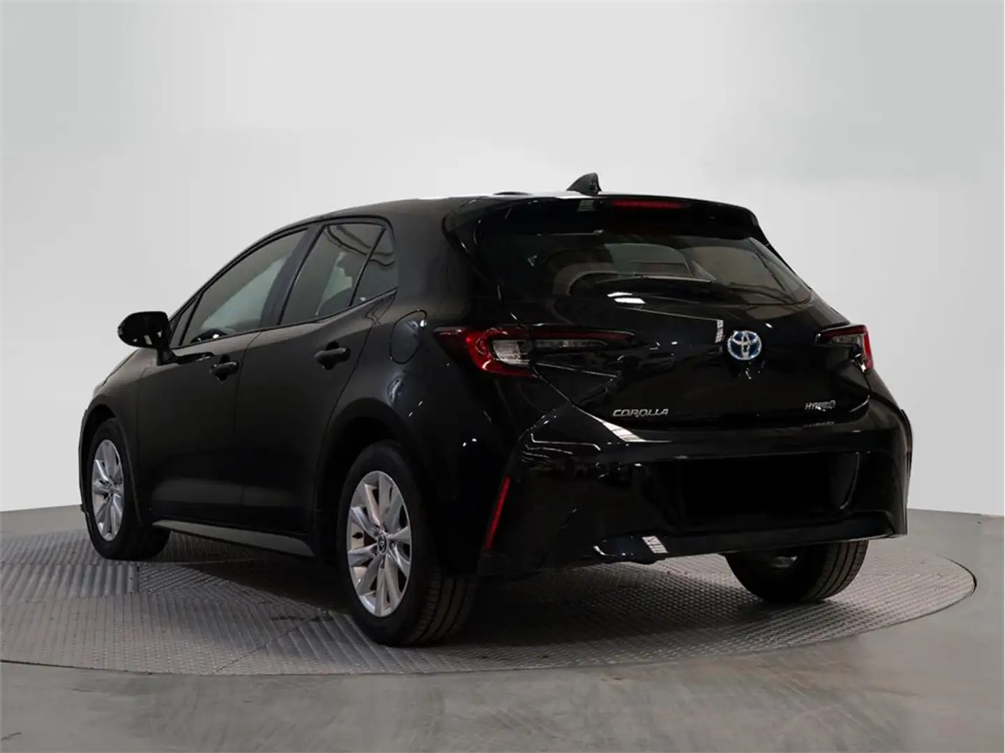 Toyota Corolla 140H Active Plus - 2