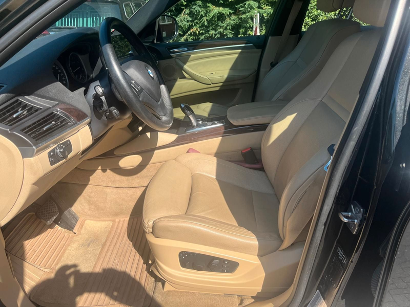 BMW X6 xDrive30d — photo 11