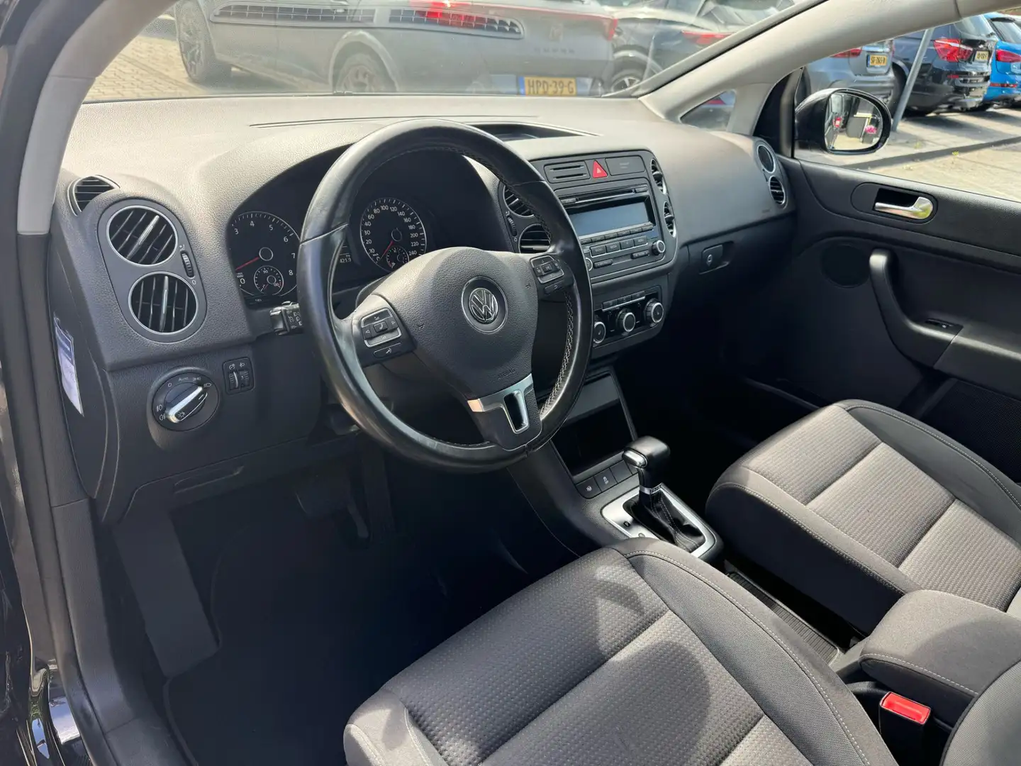 Volkswagen Golf Plus 1.2 TSI automaat, trekhaak, pdc, airco Negro - 2
