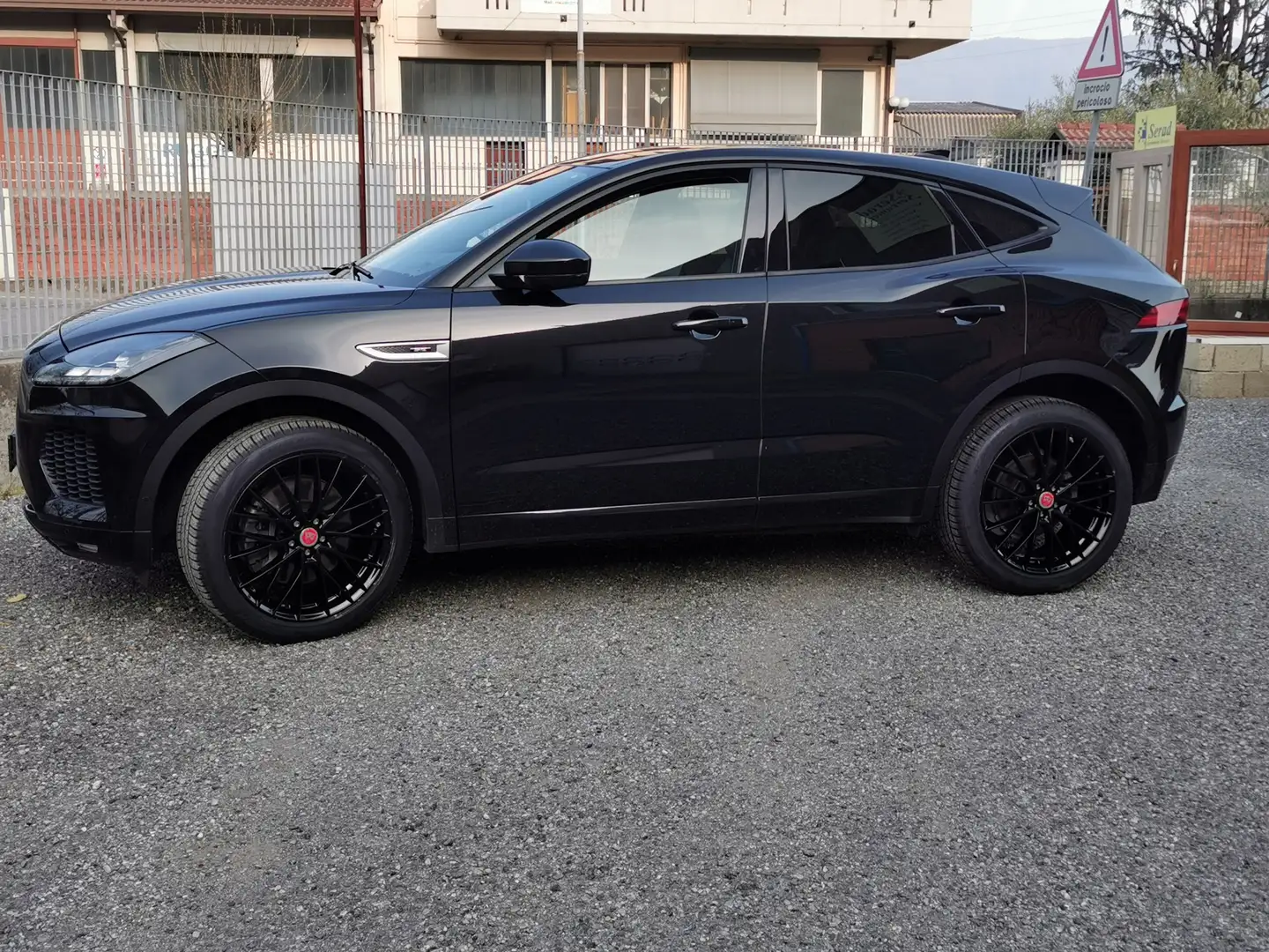 Jaguar E-Pace 2.0 i4 R-Dynamic SE awd 249cv auto - 1