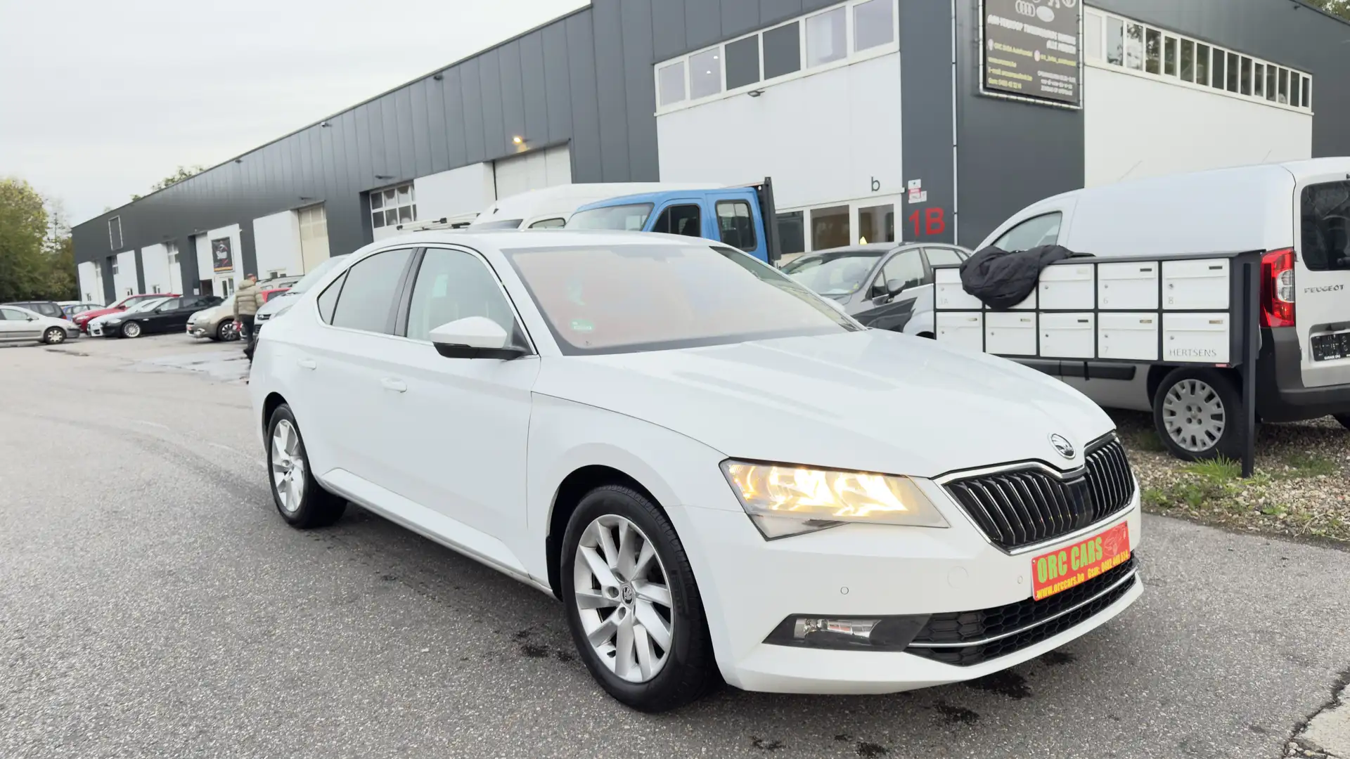 Skoda Superb Superb 2.0 TDI DSG SportLine GARANTIE Wit - 1