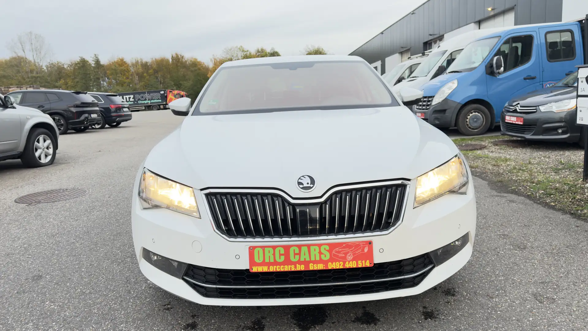Skoda Superb Superb 2.0 TDI DSG SportLine GARANTIE Wit - 2