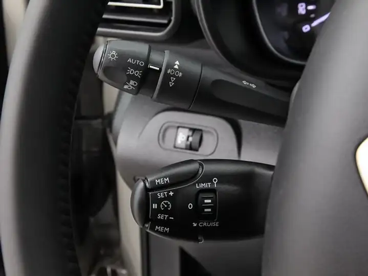 Citroën Berlingo Talla XL BlueHDi S&S SHINE 2022, foto 16