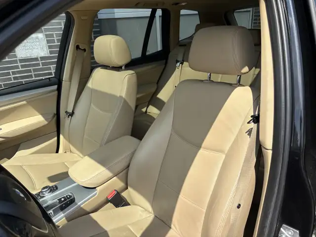 BMW X3 view 6