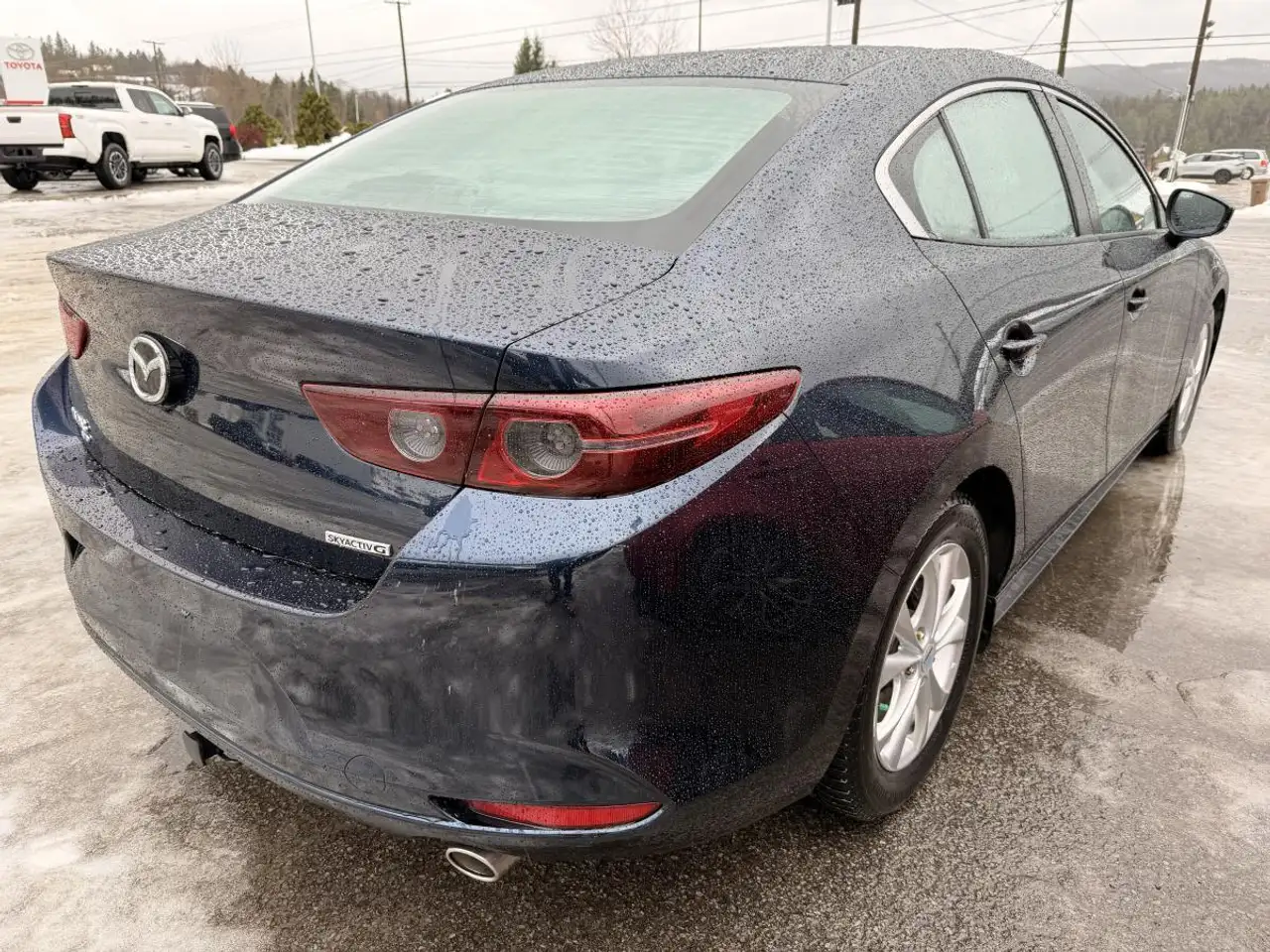 Mazda 3 снимка Mazda 3