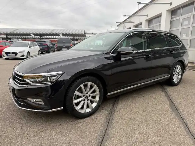 Volkswagen Passat Variant 2.0 TDI ELEGANCE / AHK / WR