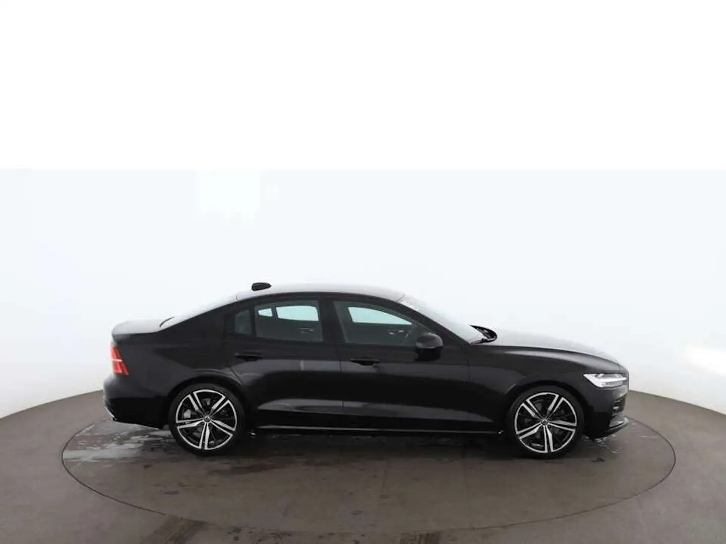 Volvo S60 B4 R-Design Aut LED STANDHZ 360-CAM NAV LEDER Noir - 2