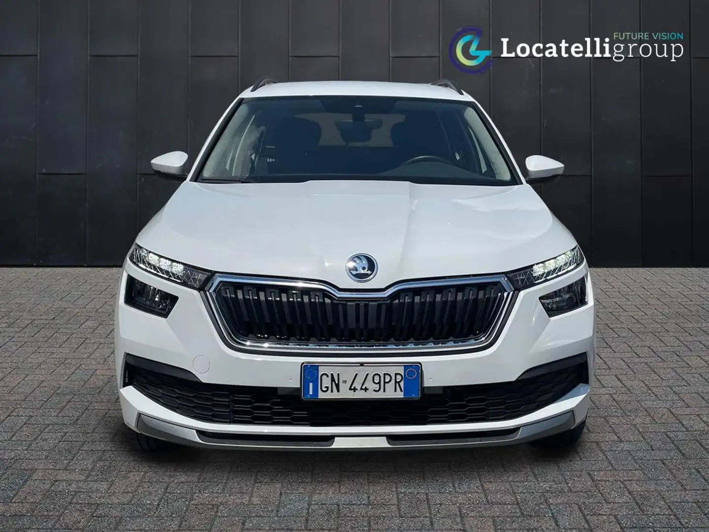 Skoda Kamiq 1.0 TSI Ambition White - 2
