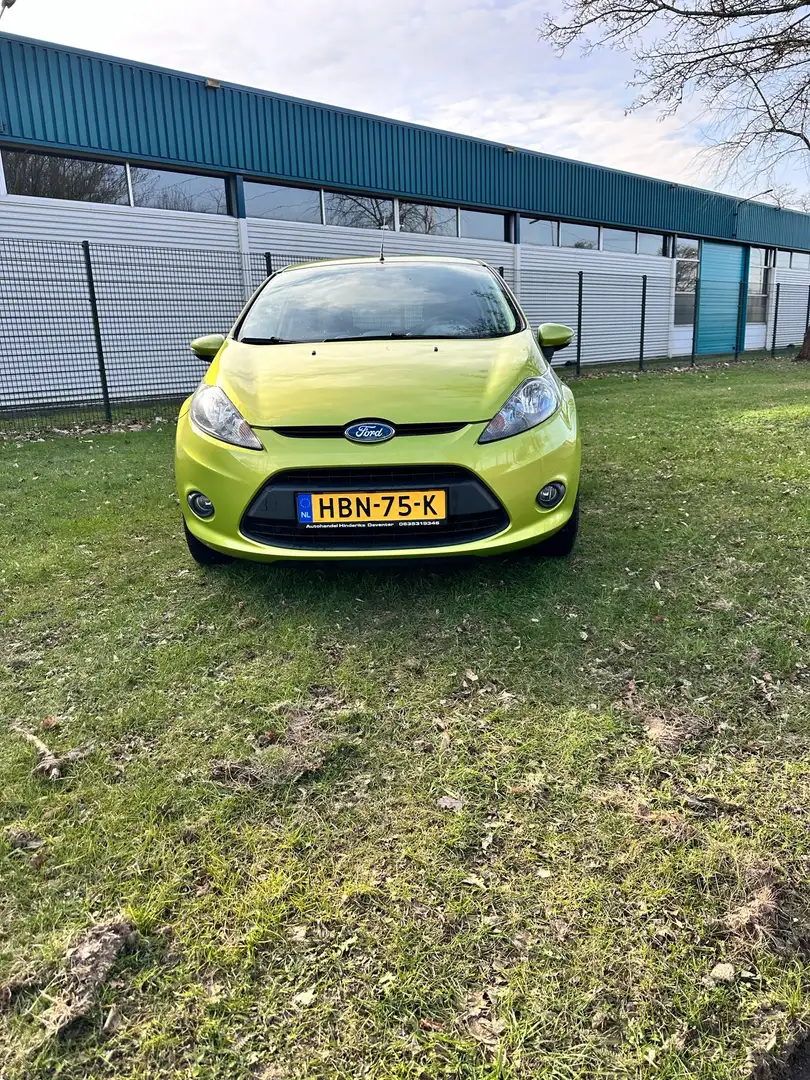Ford Fiesta 1.25 Trend Jaune - 2