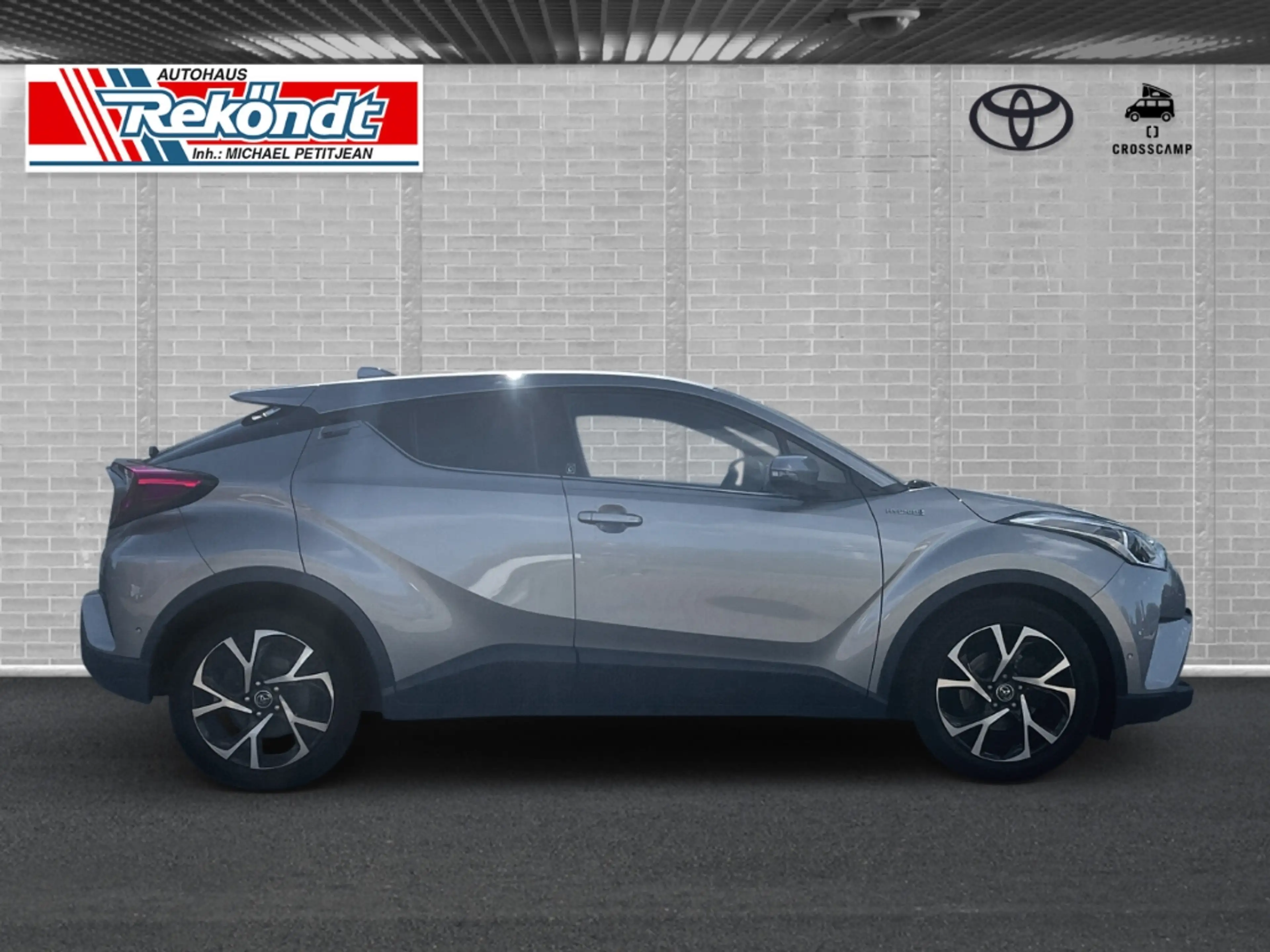 Toyota C-HR Hybrid Team D Navi BAD SEGEBERGMehrzonenklima DAB — photo 3