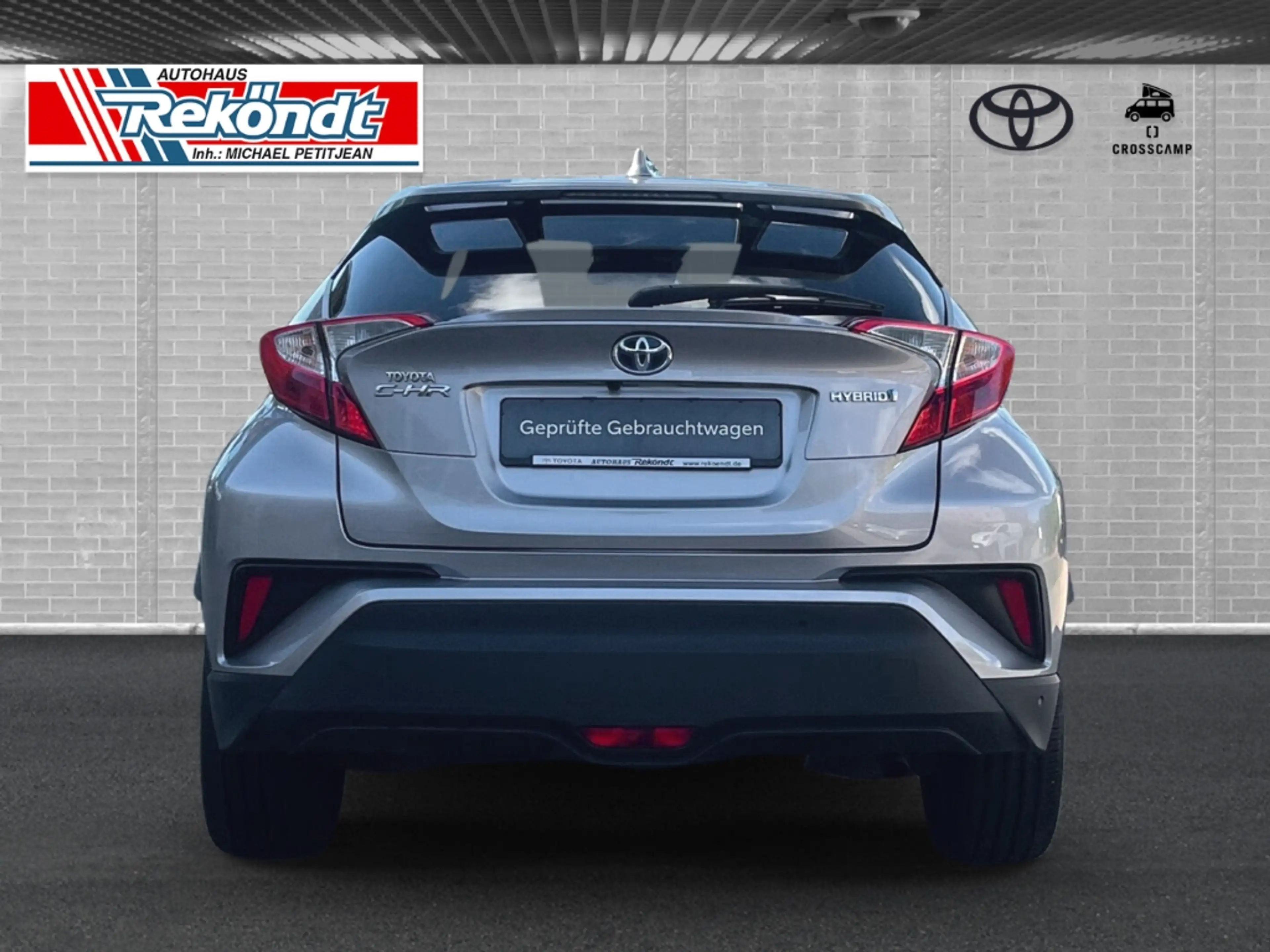 Toyota C-HR Hybrid Team D Navi BAD SEGEBERGMehrzonenklima DAB — photo 5