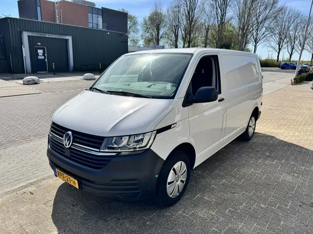 Volkswagen T6.1 Transporter 2.0 TDI Automaat L1H1 Comfortline*Airco*