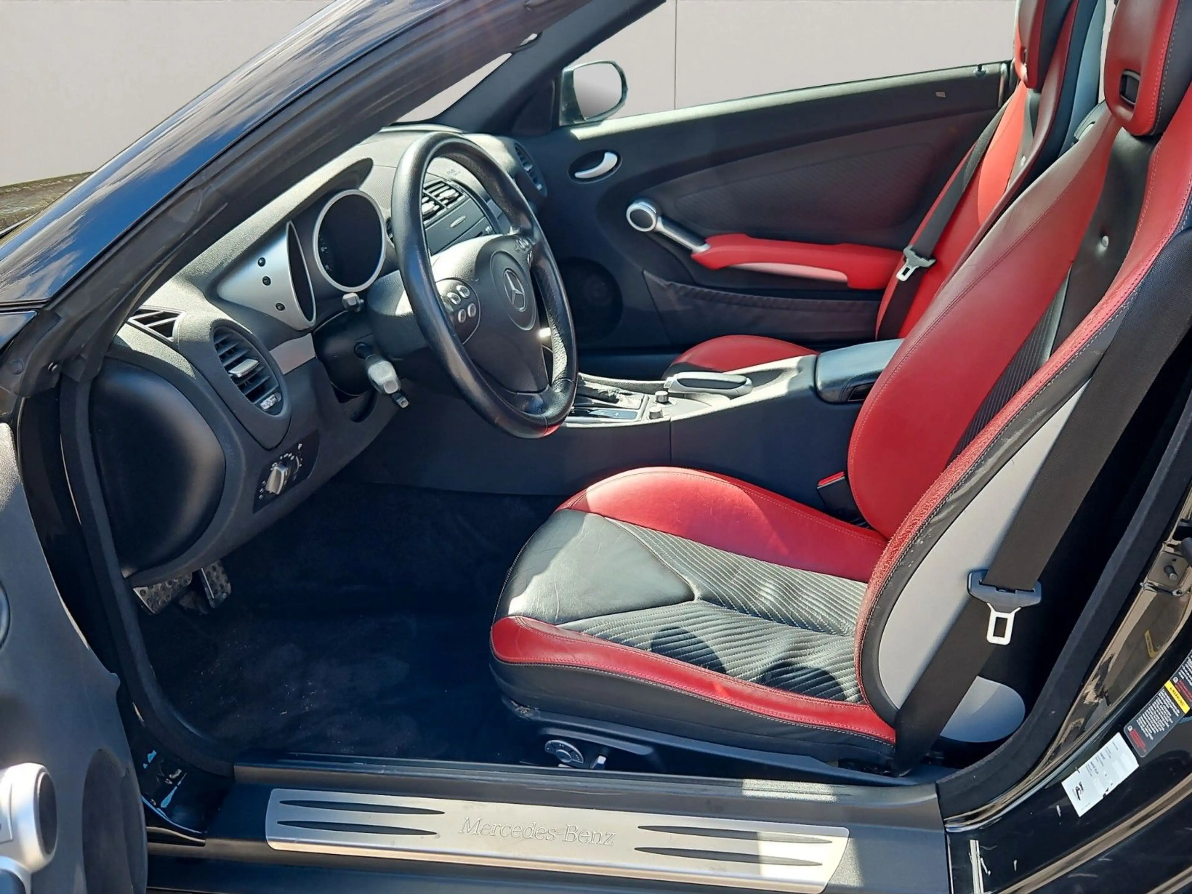 Mercedes-Benz SLK 200 Kompressor Designo*AUTOMATIK*LEDER*PDC* — photo 10