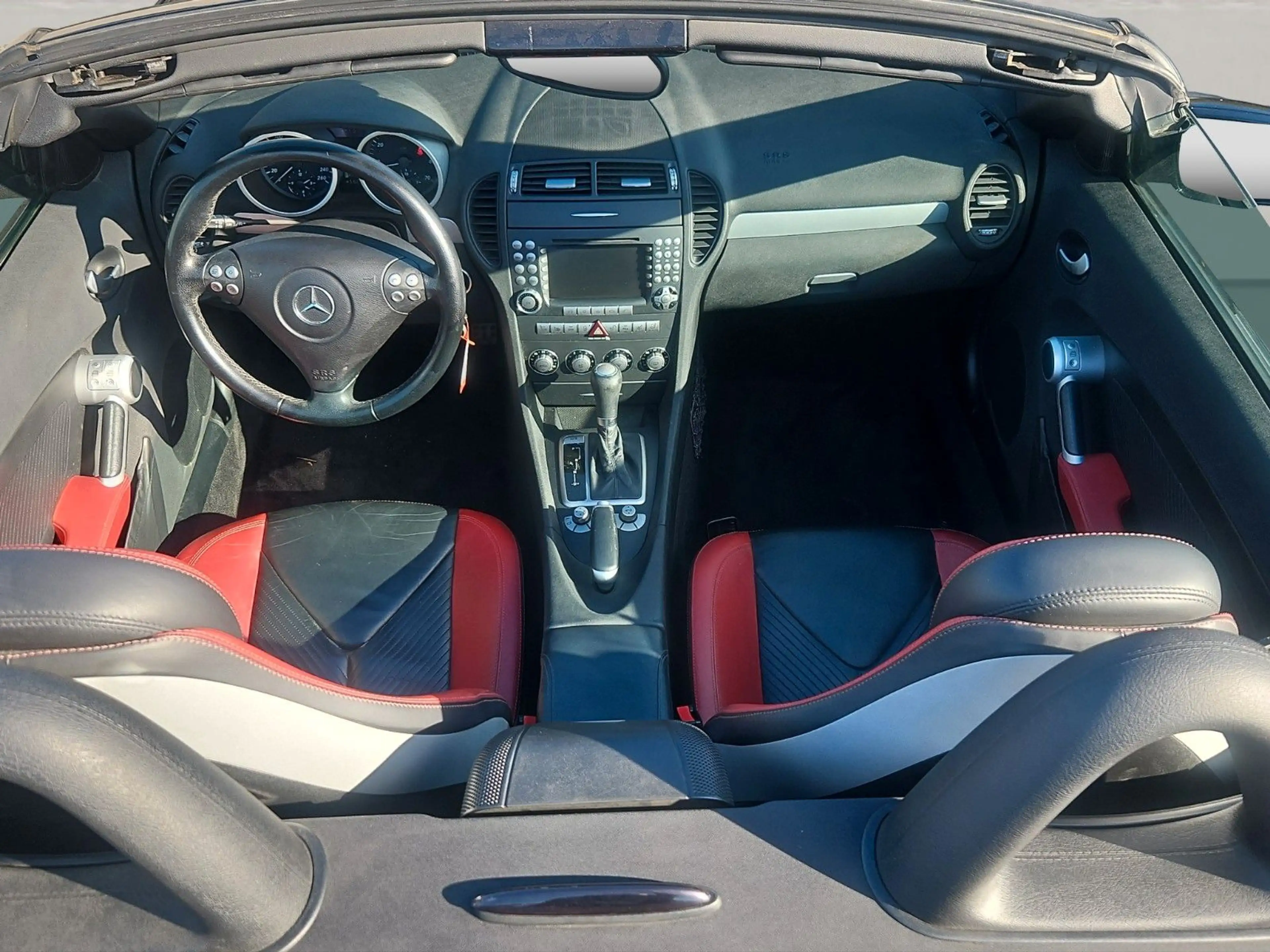Mercedes-Benz SLK 200 Kompressor Designo*AUTOMATIK*LEDER*PDC* — photo 8