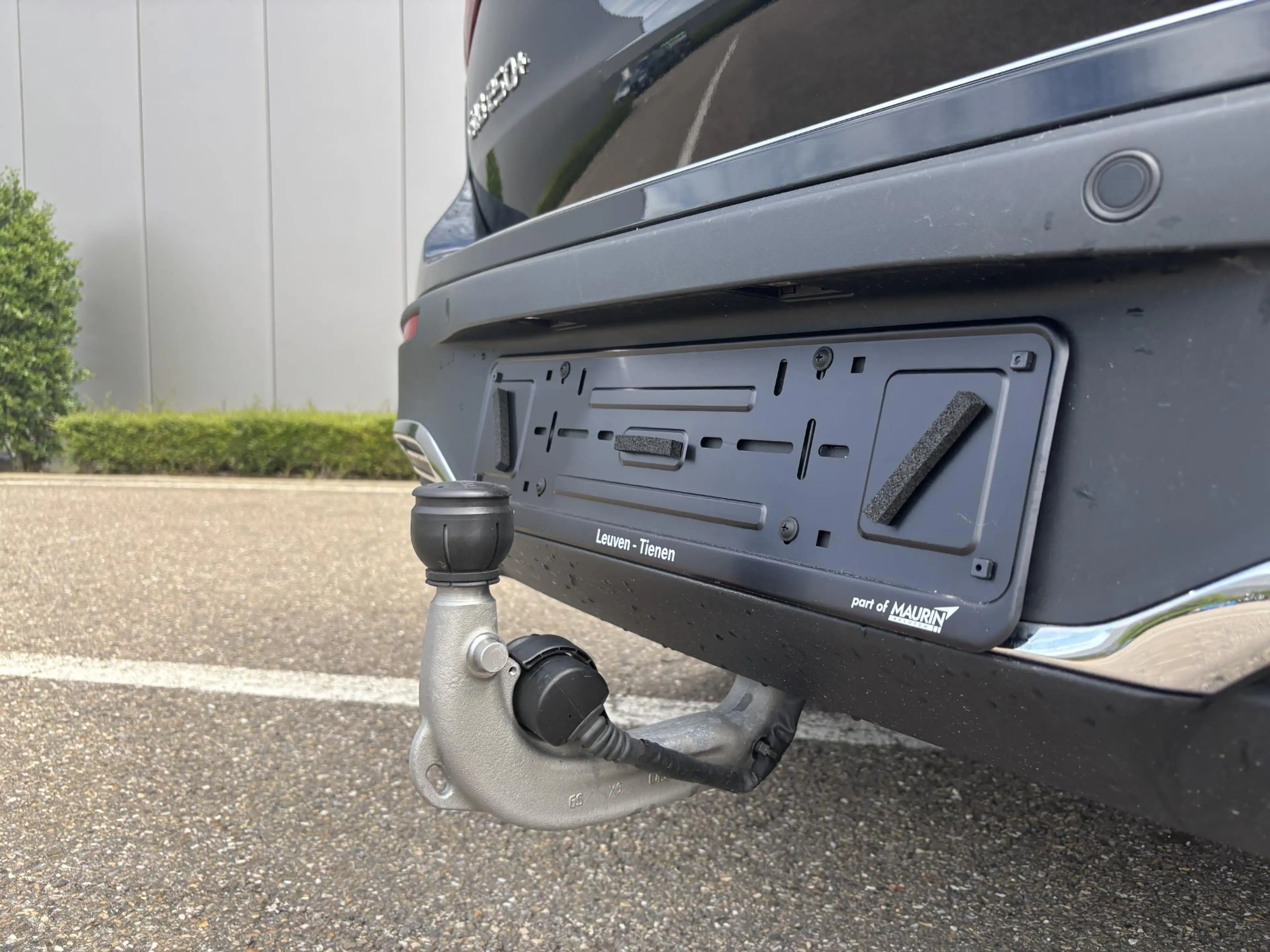 Mercedes-Benz EQB 250 EQB 250+ AMG Line — photo 9