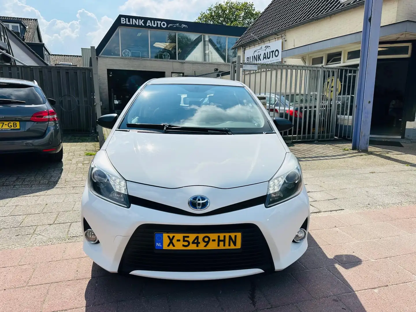 Toyota Yaris 1.5 Full Hybrid Aspiration Garantie Nieuwe accu Blanc - 2