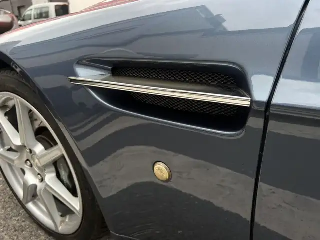 Aston Martin Vantage view 11