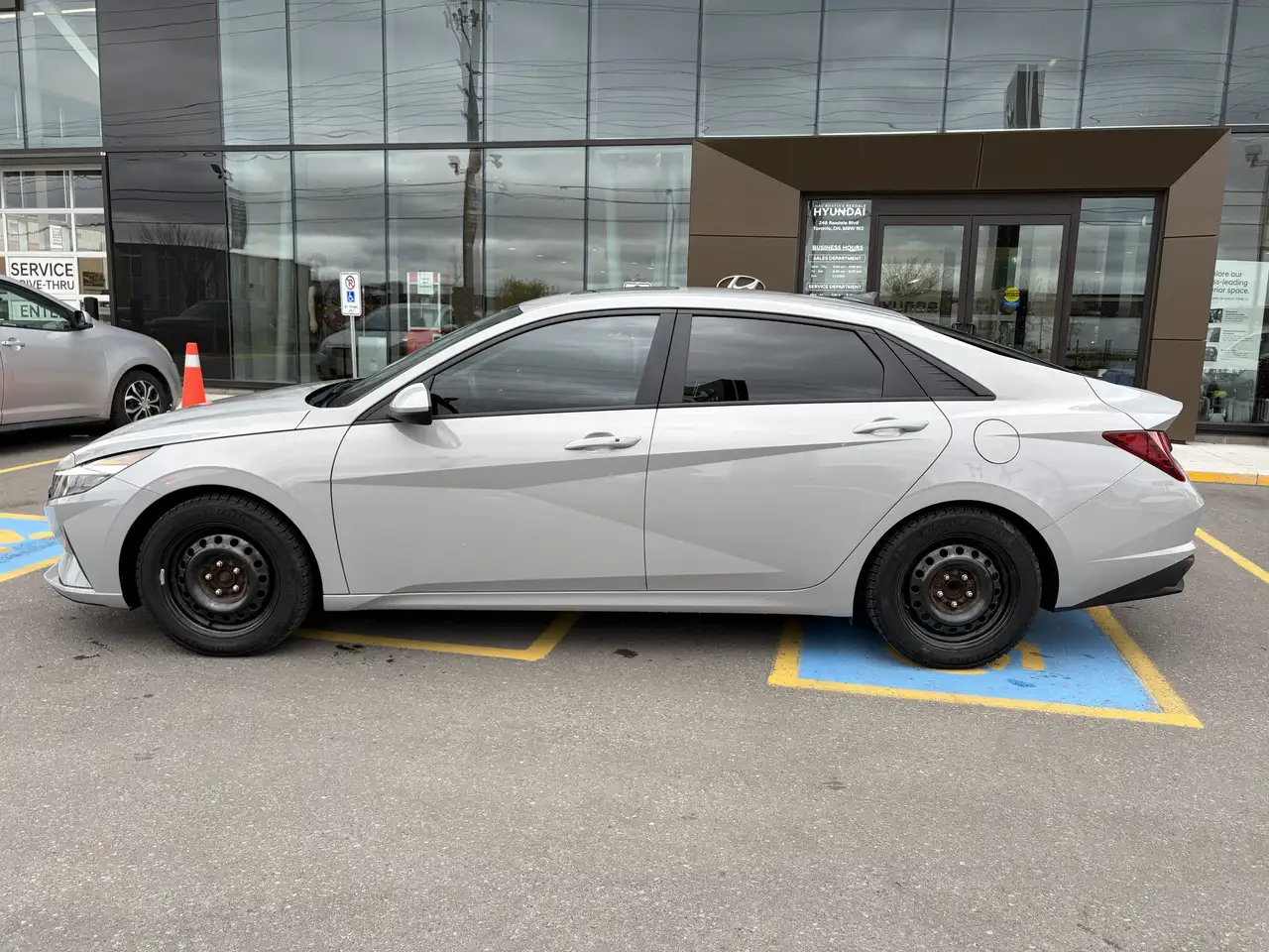 Hyundai ELANTRA снимка Hyundai ELANTRA