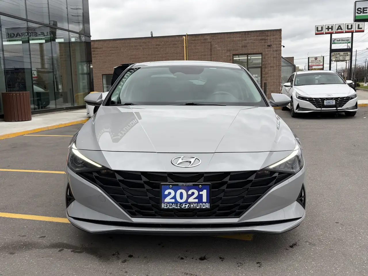 Hyundai ELANTRA снимка Hyundai ELANTRA