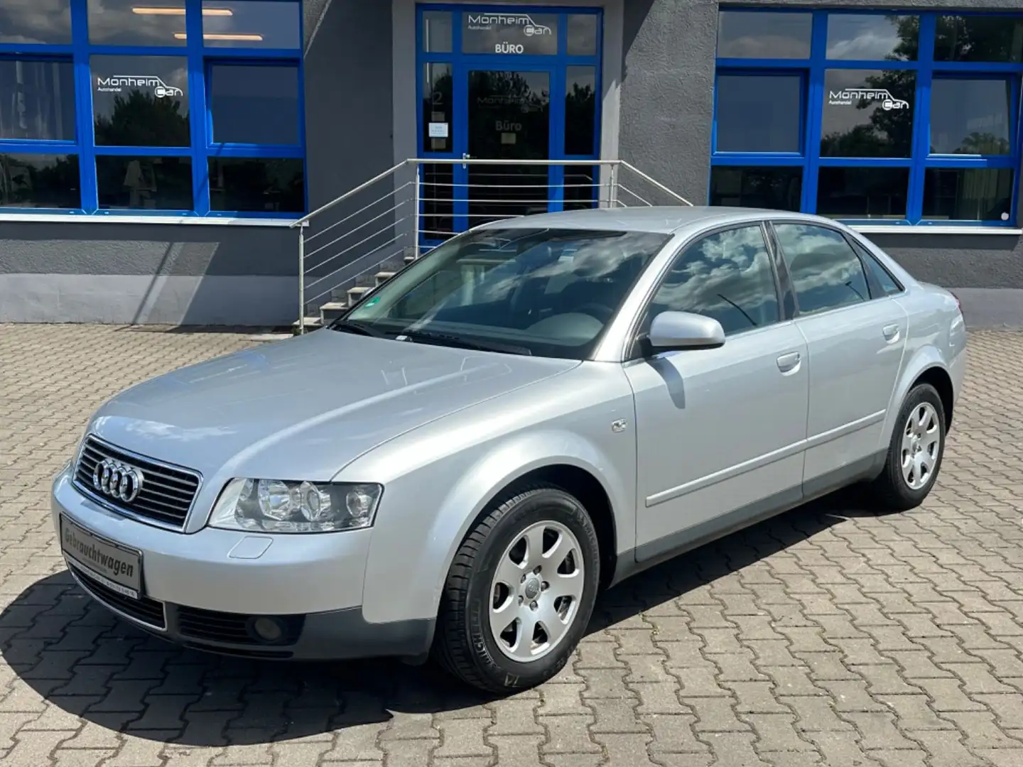 Audi A4 2.0 multitronic Silber - 1