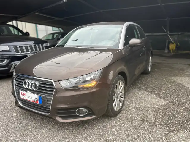Audi A1 A1 1.2 tfsi Admired carr da rivedere